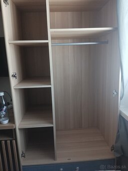 Šatníková skriňa - 2