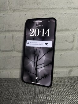 Nothing Phone 1 čierny 8+128GB. - 2