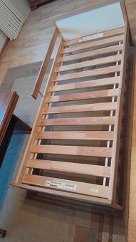 Posteľ s matracom - 2