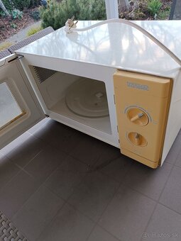 Mikrovlnná rúra - 2