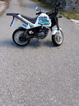 Predám deckú elektrickú motorku - 2