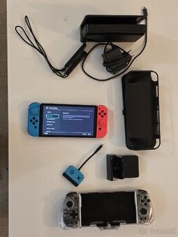 Nintendo Switch OLED + 3× dock, NexiGo ovládač a obal - 2