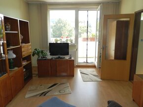 3-izbový byt s balkónom, širšie centrum, Rožňava - 2
