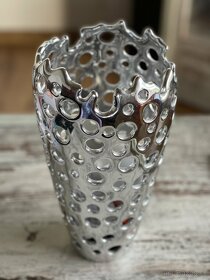 Dekorativna vaza - 2