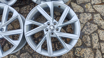 5x100 R18 --- ŠKODA SCALA - NOVÉ - 2