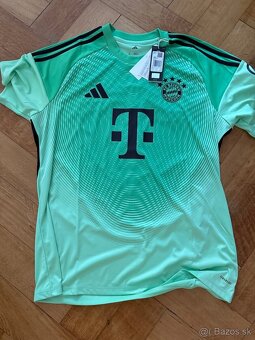 NOVY dres Bayern Mnichov NEUER 1 - nova sezona 2024/2025 - 2