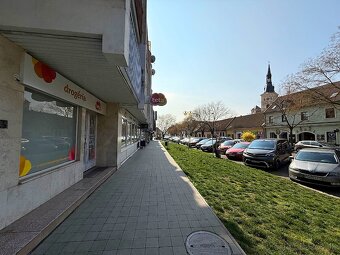EXKLUZÍVNE NA PREDAJ – PRÉMIOVÉ OBCHODNÉ, KANCELÁRSKE A SKLA - 2