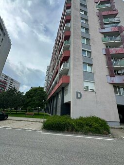 Krásny 2-izbový apartmán na prenájom - 2