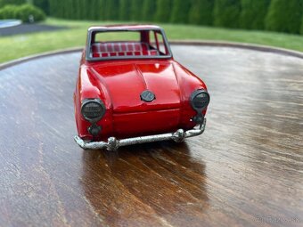 stará plechová Volkswagen 1500 - 2