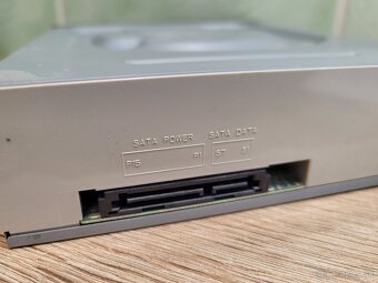 DVD-RW LiteOn iHAS124-14, SATA - 2