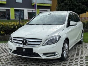 Mercedes Benz B - zachovalé vozidlo , info v popise - 2