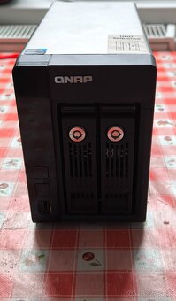 Server NAS Qnap TS-269 Pro - 2