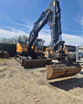 26,5 t bager Hyundai HX235A LCR, 2022 - 2