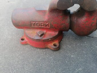 Predám zverák YORK 60 - 2