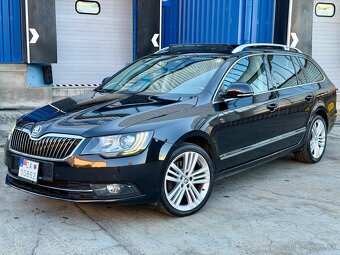 Škoda Superb Combi 2.0TDI DSG 170ps Business výbava Top Stav - 2