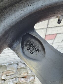 Zimné pneumatiky 225/60 R17 s diskami - 2