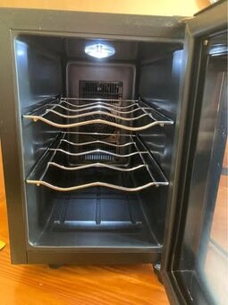 Vinoteka Hyundai - 2