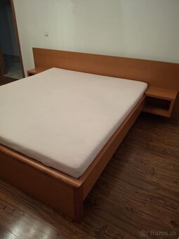 Manželská postel aj s matracom - 2