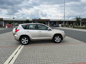 Toyota RAV4 2.0i 112kw 4x4 1. maj. koup. ČR TZ - 2
