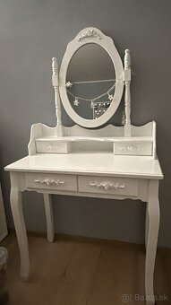 Make up/toaletný stolík - 2