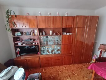 Predám retro nábytok spálna + obývačka - 2