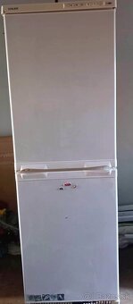 Chladnička s mrazničkou Calex - 2