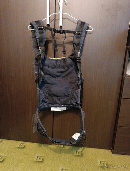 Detsky nosic - Manduca - 2