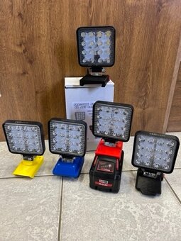 Led pracovné svetlo na AKU baterie Milwaukee M18 - 2