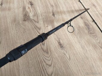 Avid Carp Revolve - 2