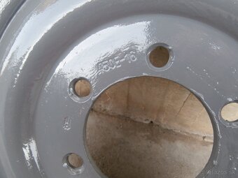 6 dierovy predny disk - 2