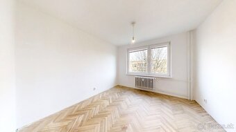 Predaj 3 izbový byt s balkónom - Čadca-Žarec centrum (71 m2 - 2