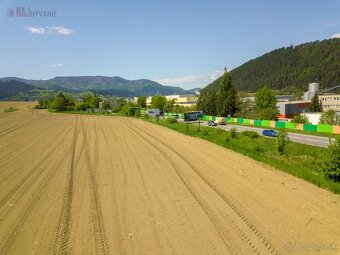 Tatranská cesta - pozemok o výmere 4480m2 pri frekventovanej - 2