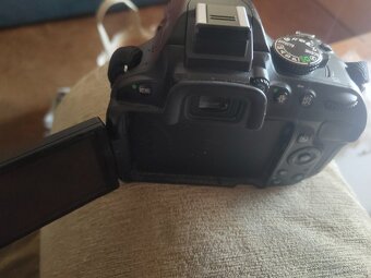 Nicon D5100 - 2