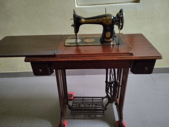 Originál sijací stroj Singer - 2
