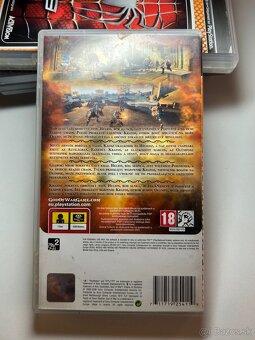 God of War Chains of Olympus psp - 2