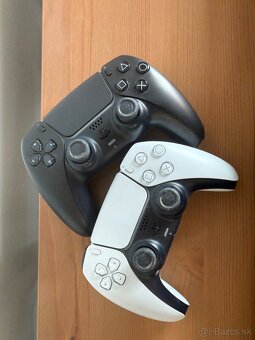 PlayStation 5 (PS5) + 2 ovládače + PS VR2 + nabíjacia stanic - 2