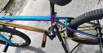 BMX kaskadérsky bicykel - 2