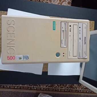 starší pc s príslušenstvom - 2