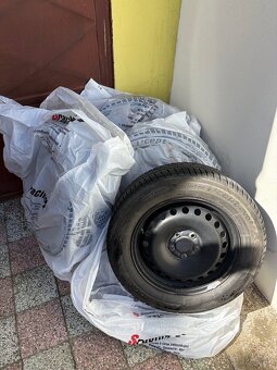 Predám plechové disky so zimnými pneumatikami - 2