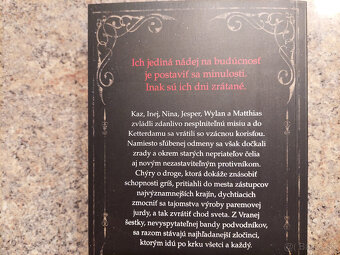 Kráľovstvo podvodníkov - Leigh Bardugo - 2