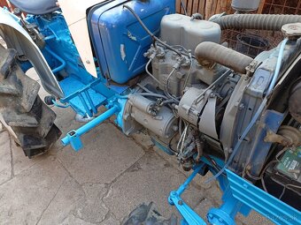 Traktor Mitsubishi Statoh 4×4 - 2