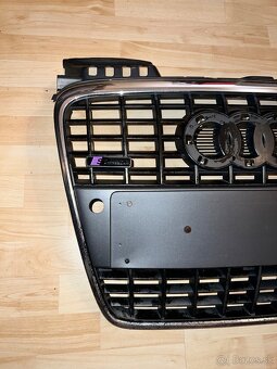 Maska Audi A4 B7 - 2