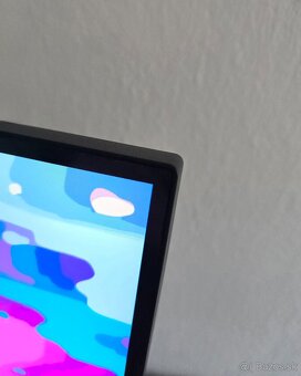 monitor Samsung ViewFinity S7 S70D UHD - 2