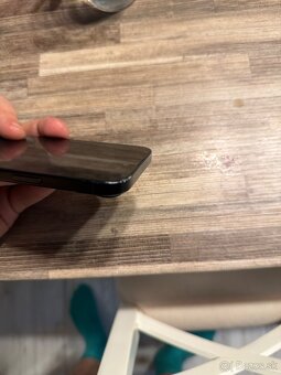 Iphone 15 - vady na zariadení - 2