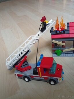 lego 60003 Hasičská pohotovost - 2
