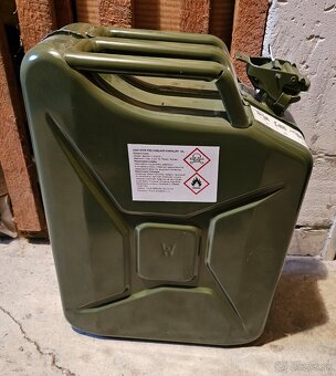 Kovový kanister 20l - 2