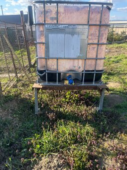 IBC 1000 ls podstavcom - 2