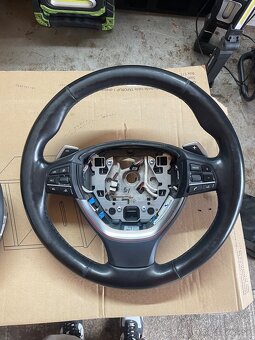 Volant F10 F11 F12 F13 F06 - 2