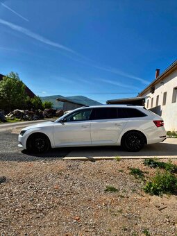 ŠKODA SUPERB 2.0TDI Trendline - 2