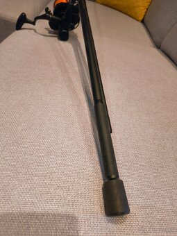Prút Prologic 3m Custom Black , navijak Tica Scepter GTY6000 - 2